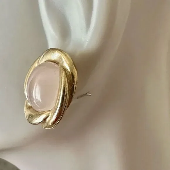 Rose quartz gold tone post earrings - Picture 2 of 6